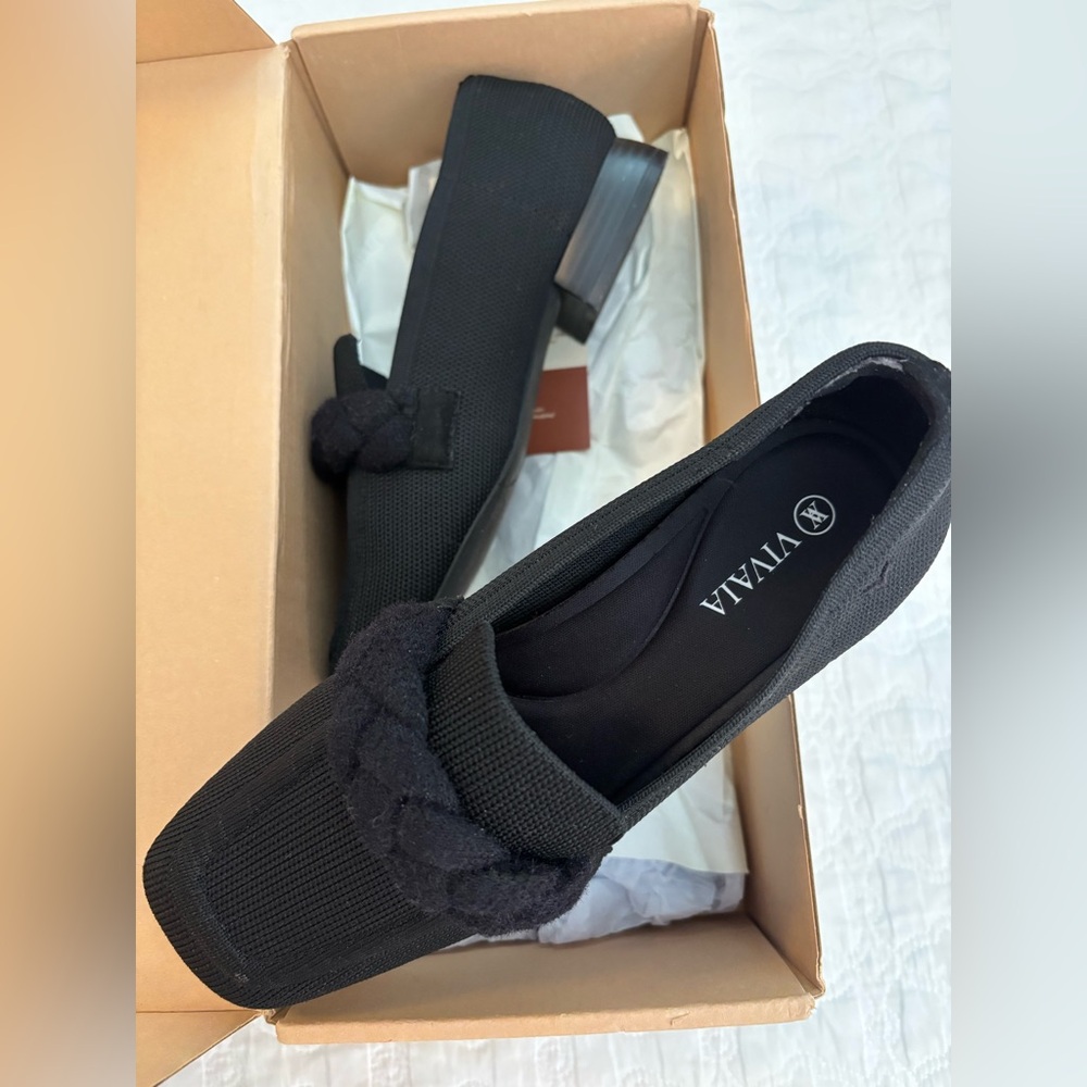 VIVAIA black loafers with braided band detail